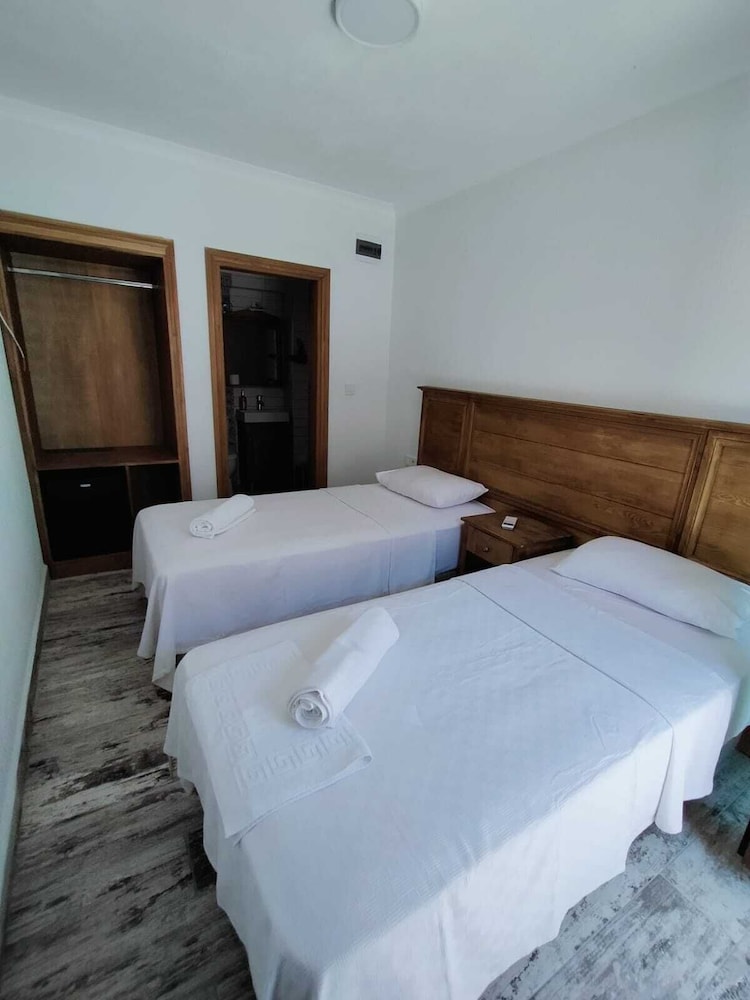 Suna Beach Kefaloz Rezervasyon