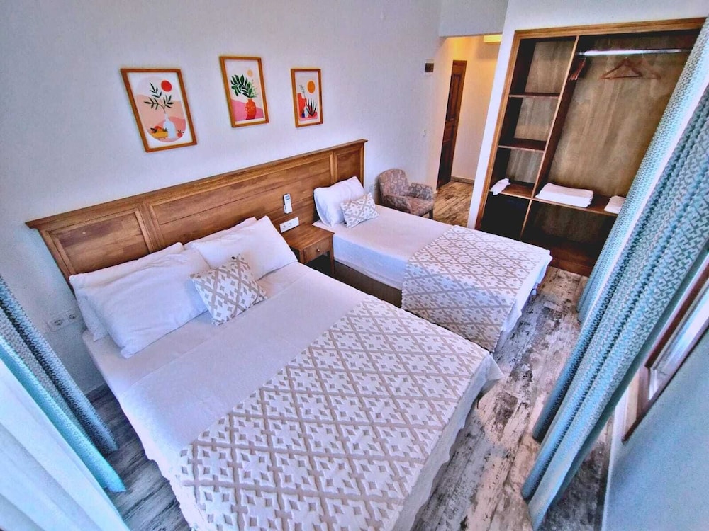 Suna Beach Kefaloz Rezervasyon