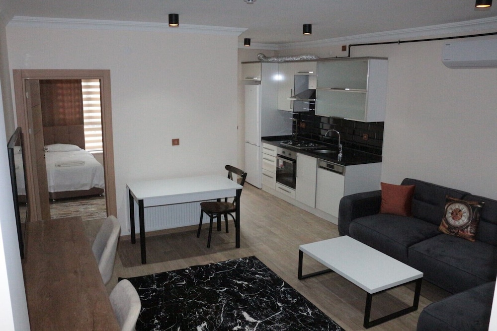 White House Apart Rezervasyon