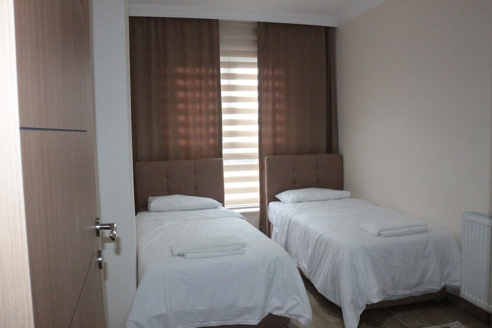 White House Apart Rezervasyon