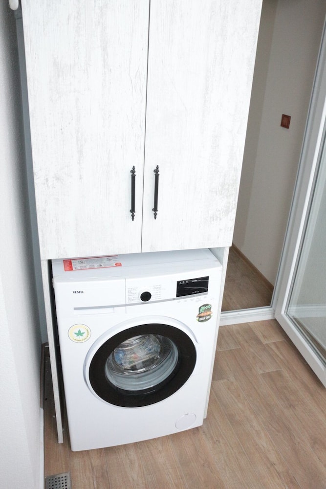 White House Apart Rezervasyon