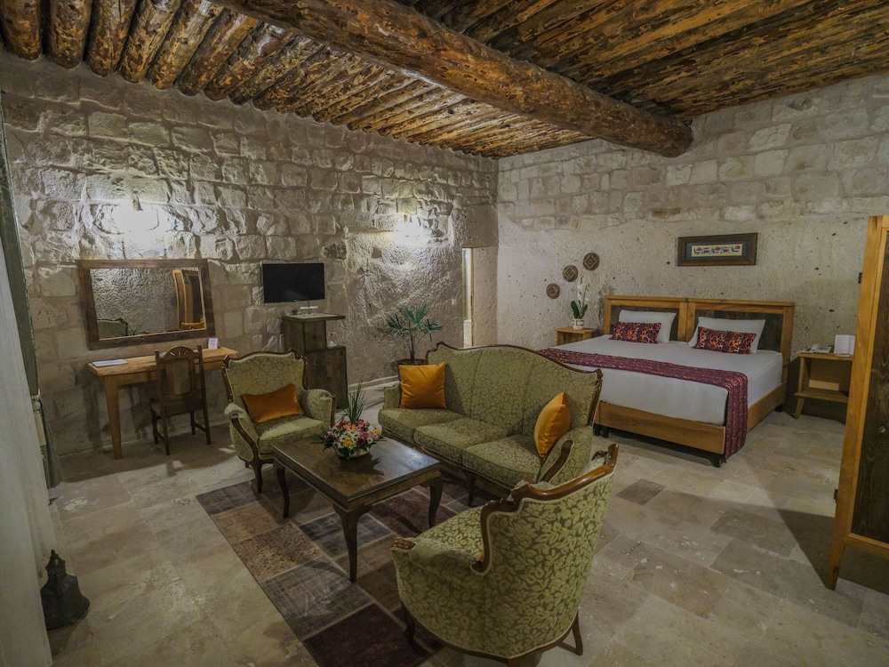 Kalsedon Cave Suites Rezervasyon