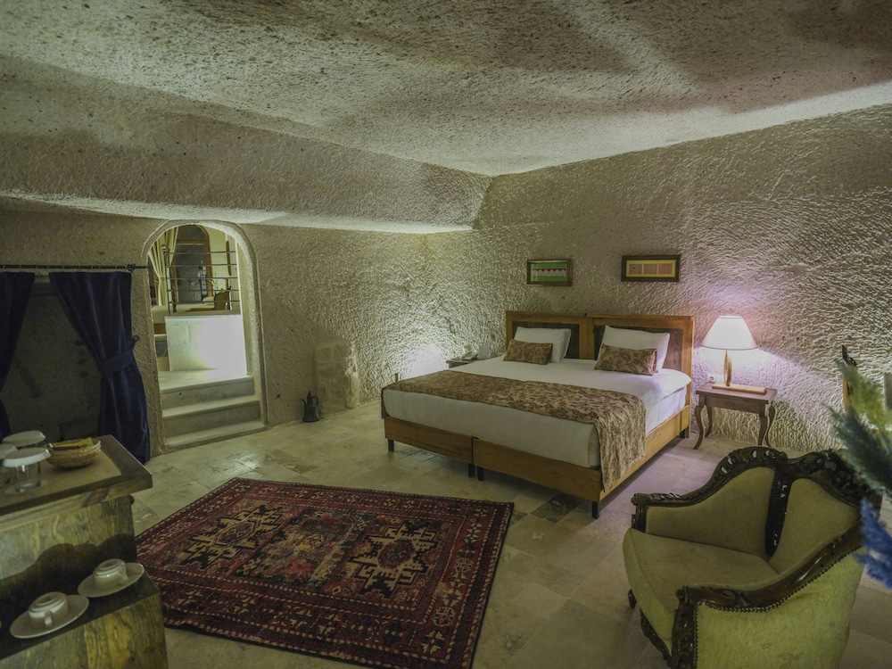 Kalsedon Cave Suites Rezervasyon