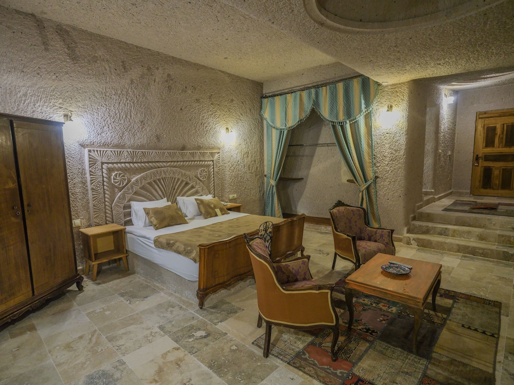 Kalsedon Cave Suites Rezervasyon