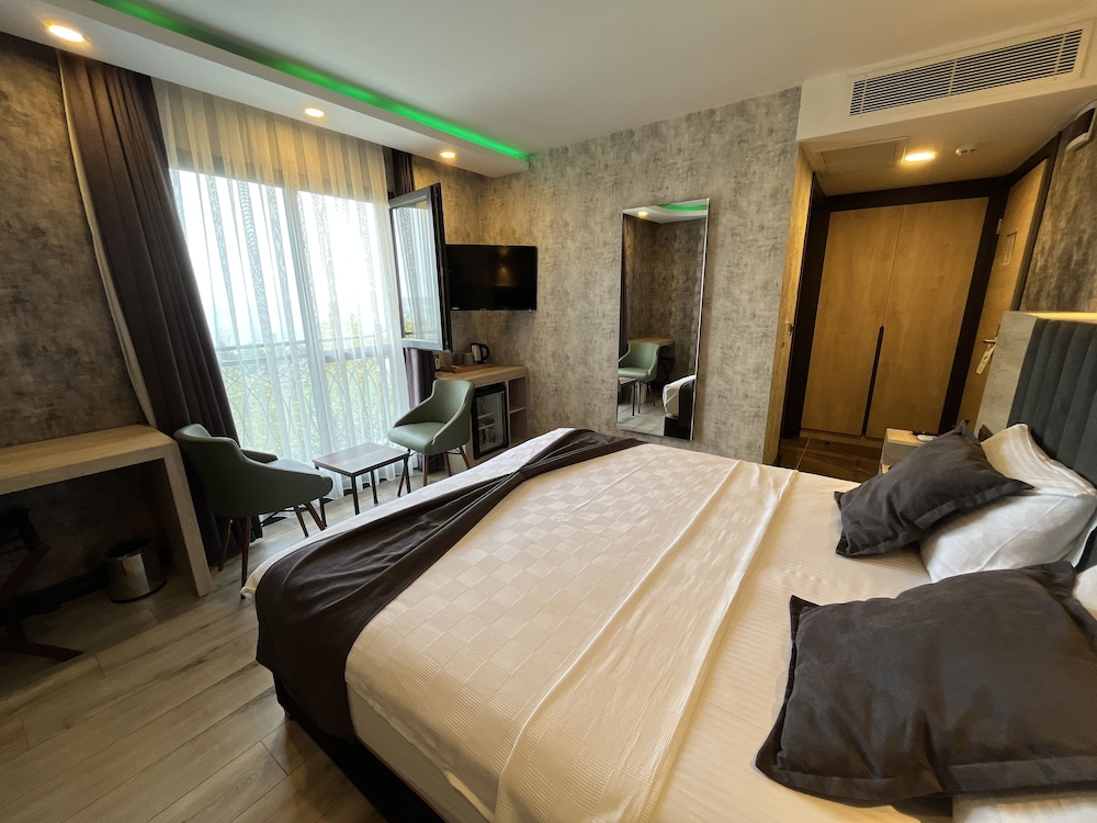 Avni Bey Hotel Rezervasyon