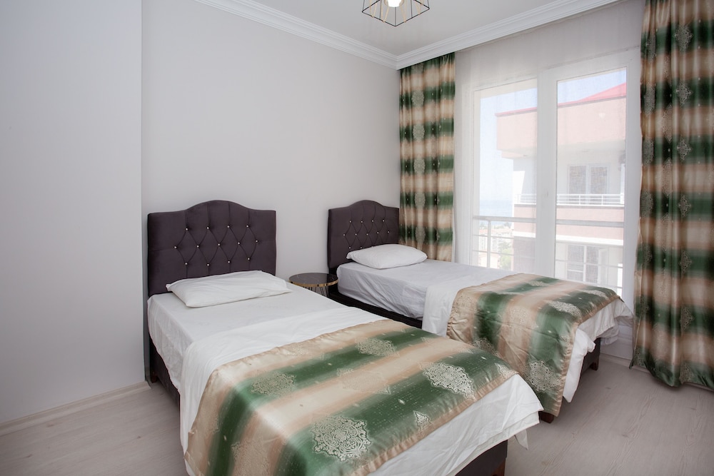 Leena Suites Rezervasyon