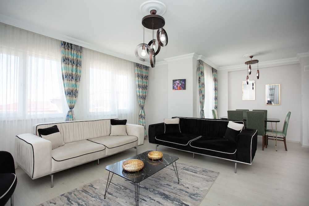 Leena Suites Rezervasyon