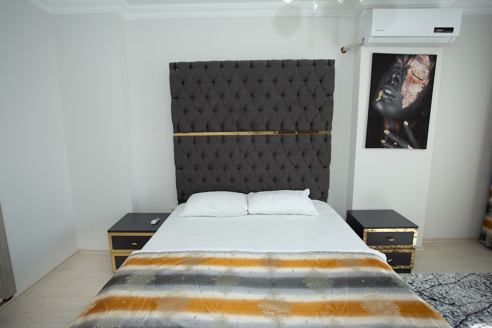 Leena Suites Rezervasyon