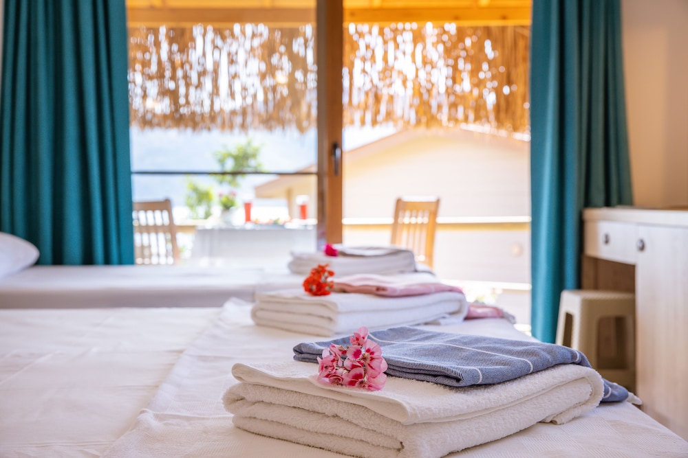 Almond Bungalow Hotel Rezervasyon