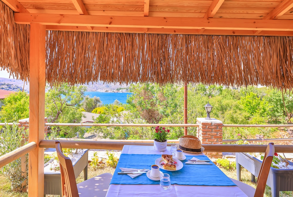 Almond Bungalow Hotel Rezervasyon