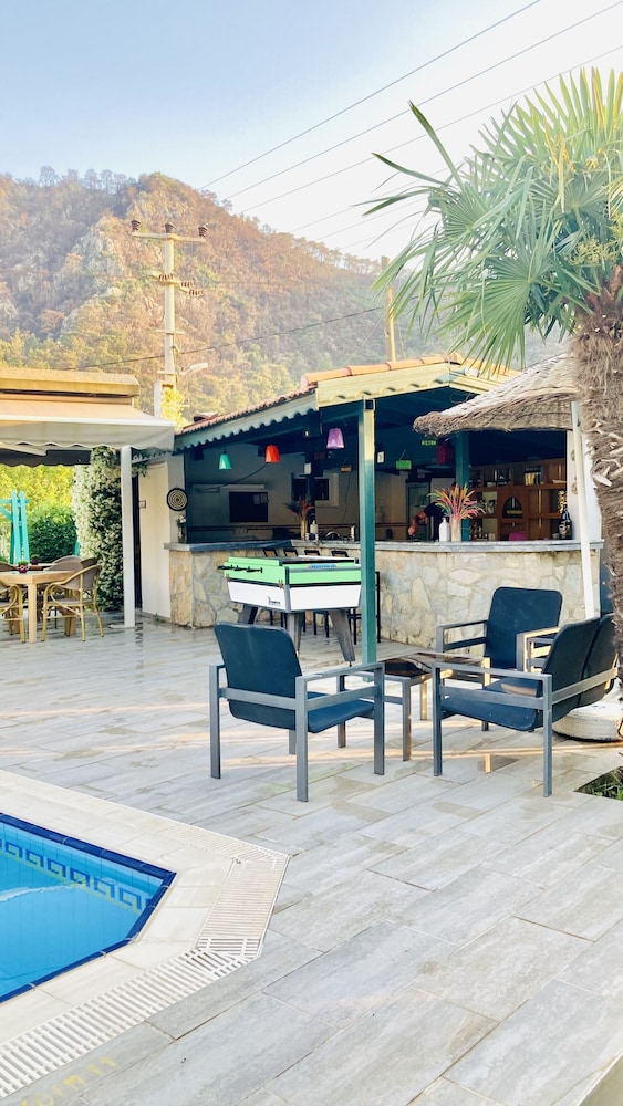 Bybassios Hotel Rezervasyon