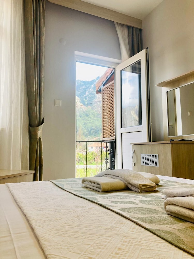 Bybassios Hotel Rezervasyon