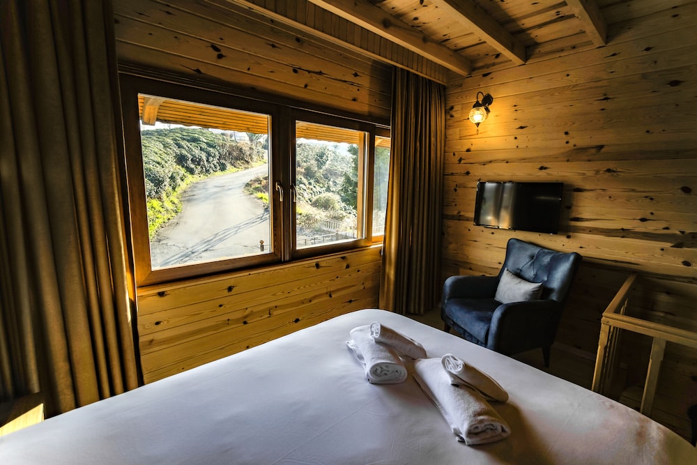 Sarı Köşk Hotel Rezervasyon