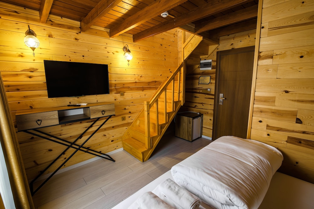 Sarı Köşk Hotel Rezervasyon