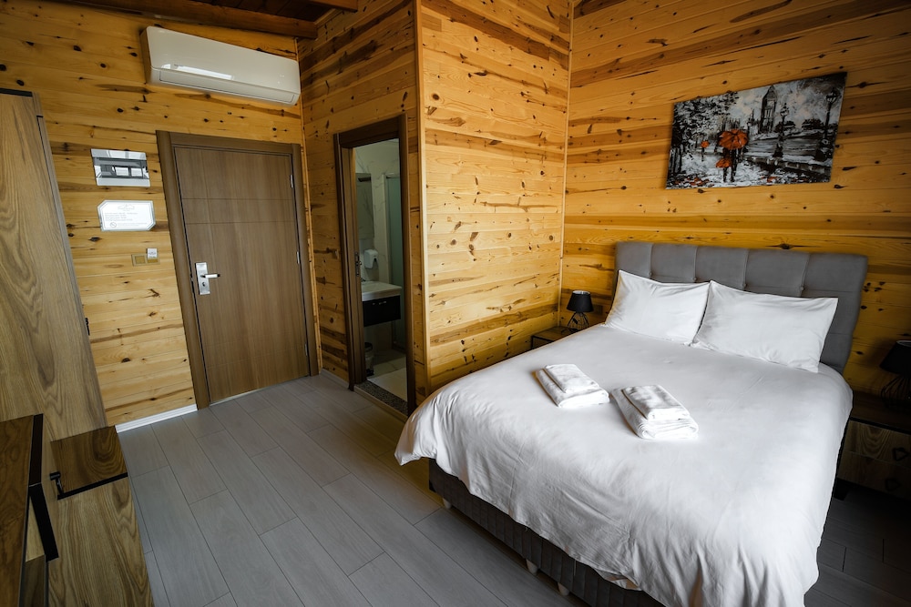 Sarı Köşk Hotel Rezervasyon