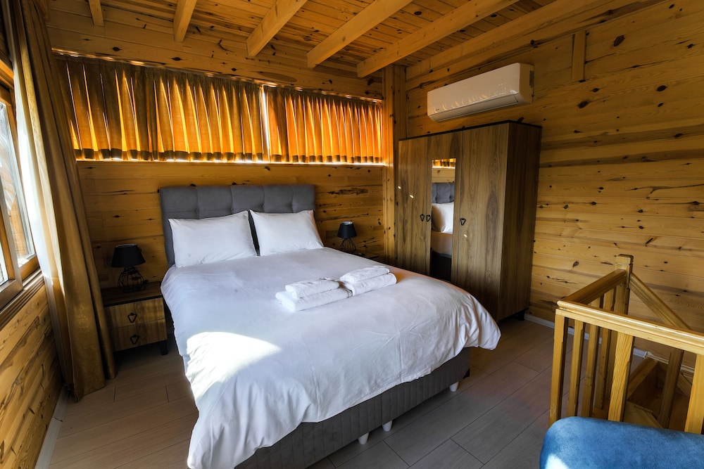 Sarı Köşk Hotel Rezervasyon