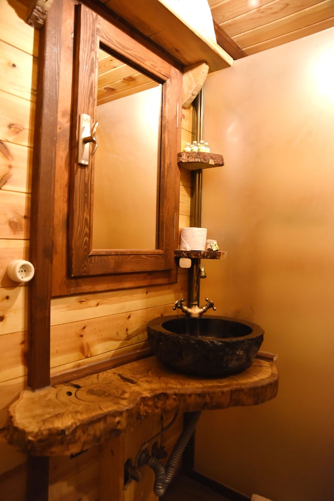 Fikri Atalay Konağı Rezervasyon