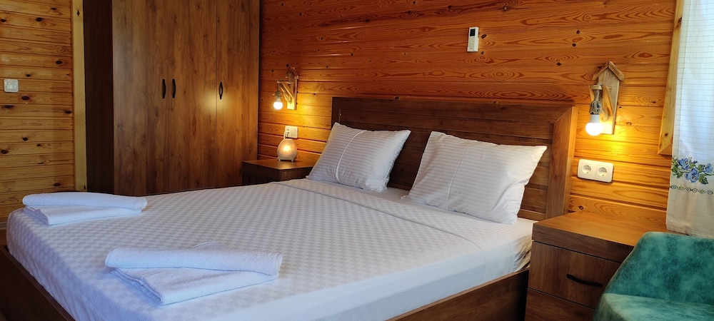 Pia Datca Bungalow Rezervasyon