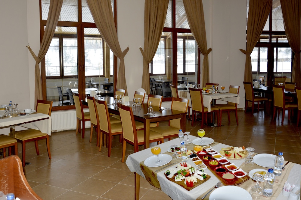 West Davraz Hotel Rezervasyon