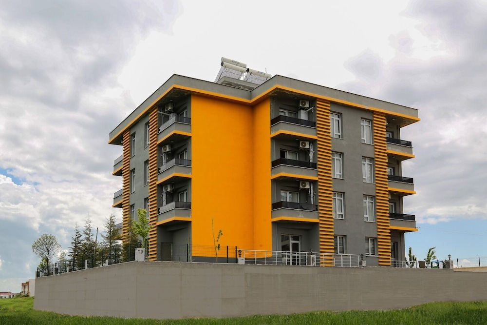 Hilar Xezal Otel Rezervasyon