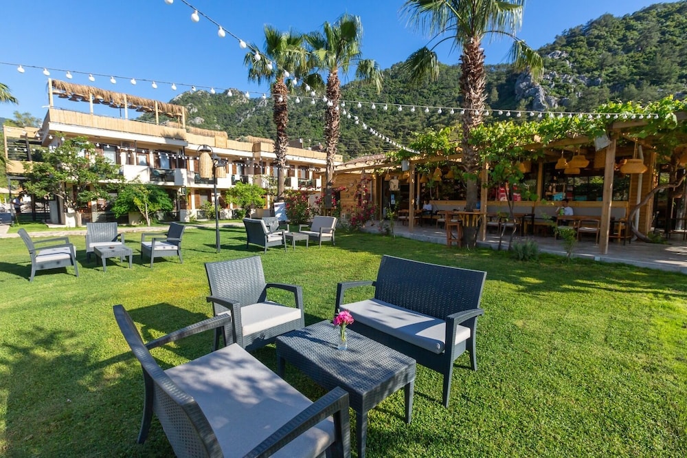 Palmiye Otel & Restaurant Rezervasyon