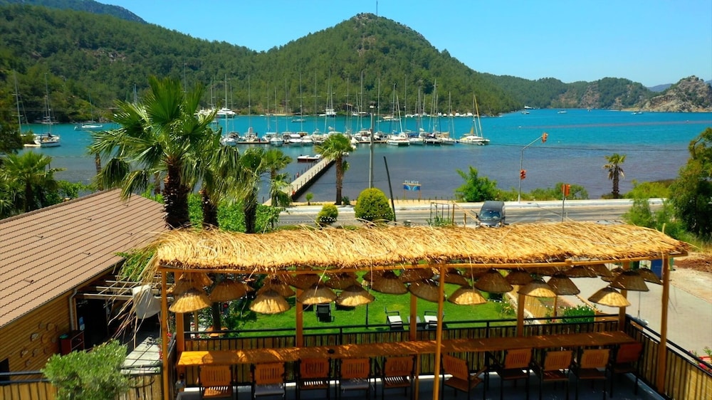 Palmiye Otel & Restaurant Rezervasyon