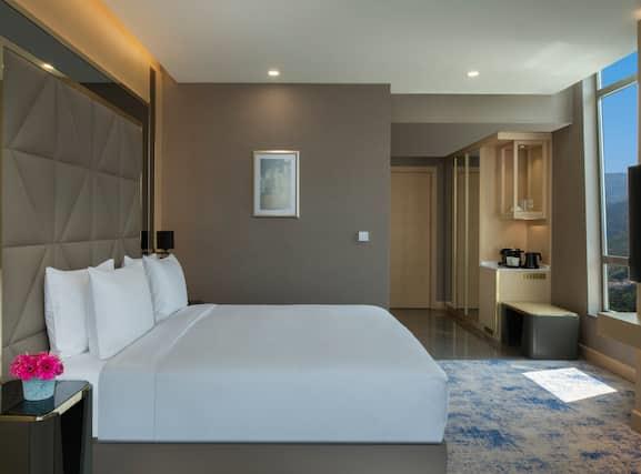 DoubleTree by Hilton Manisa Rezervasyon