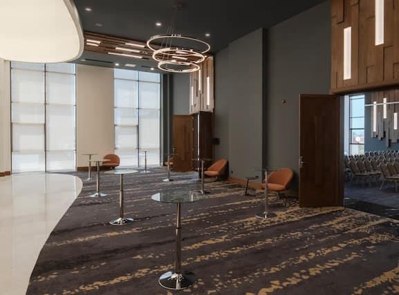 DoubleTree by Hilton Manisa Rezervasyon