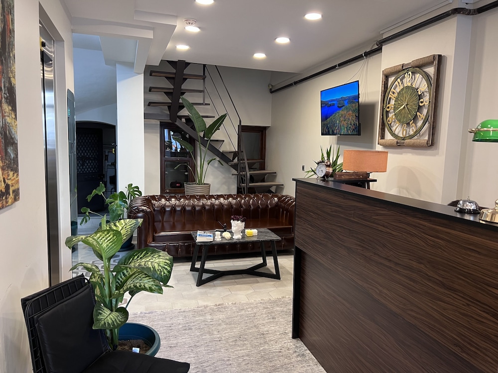 Rafinn Hotel Rezervasyon