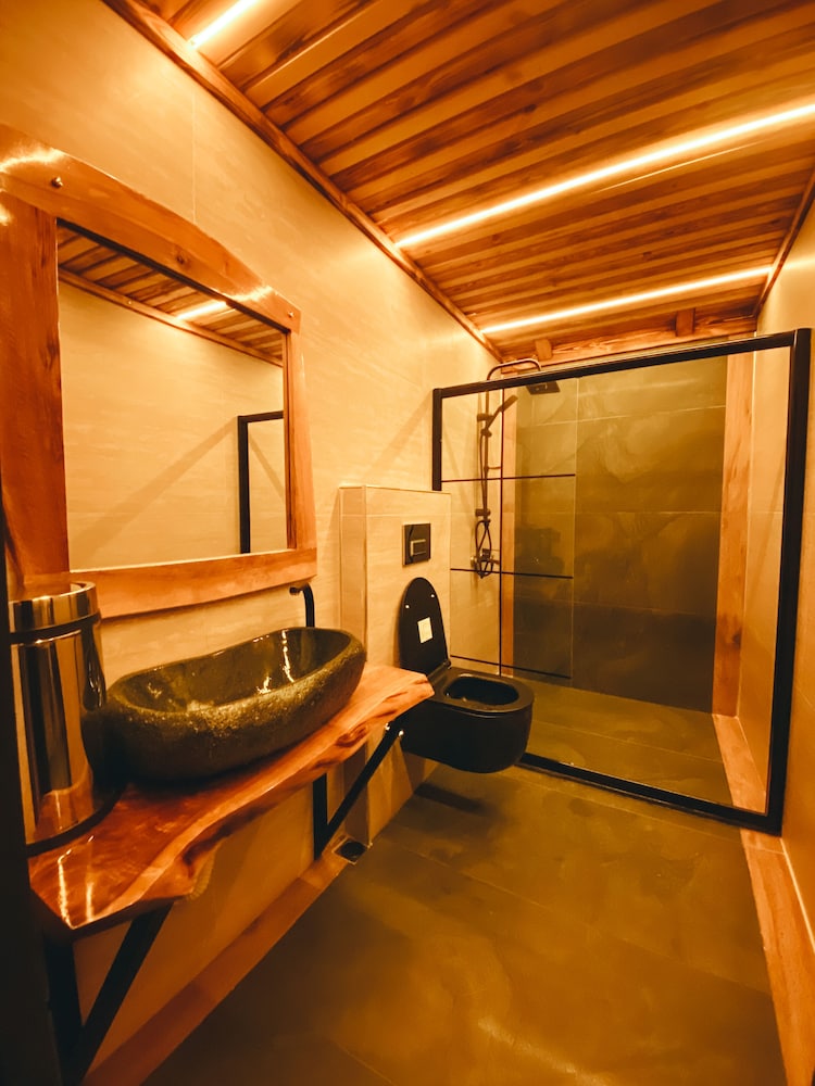 Zirvedekal Suit Hotel Rezervasyon