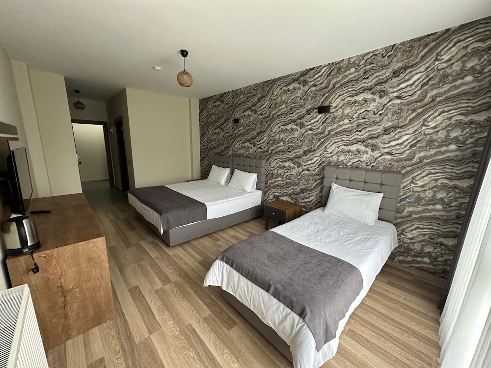 Alya Teras Otel Rezervasyon