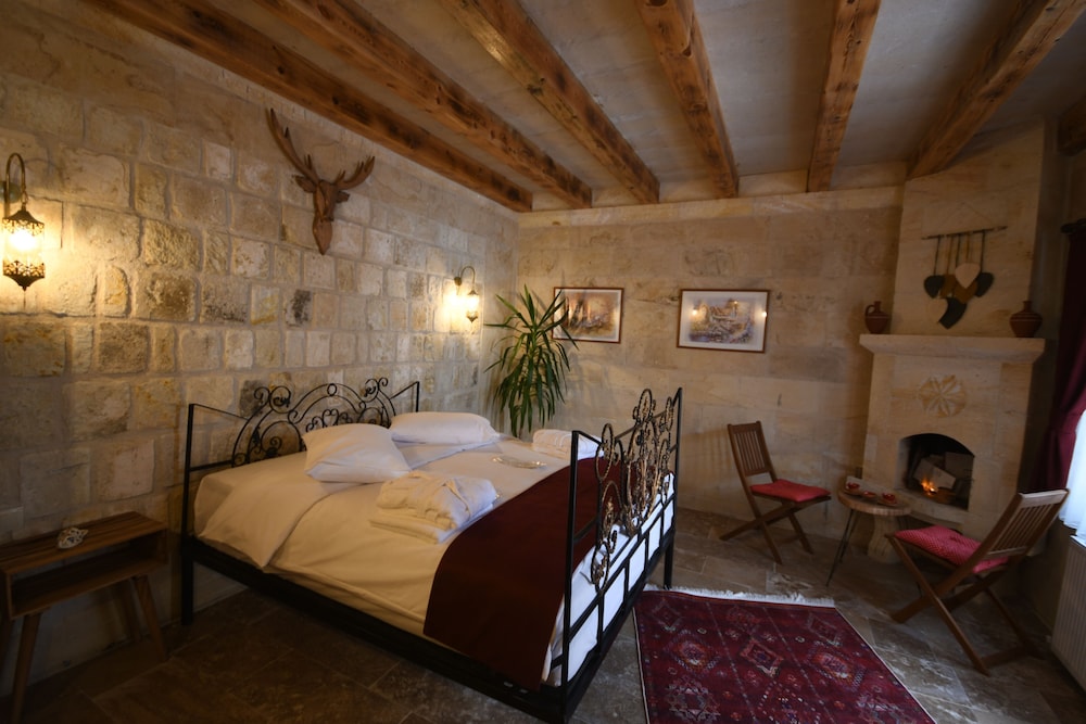 Lavinia Cappadocia Cave Rezervasyon