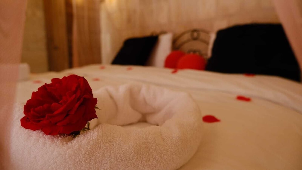 Lavinia Cappadocia Cave Rezervasyon