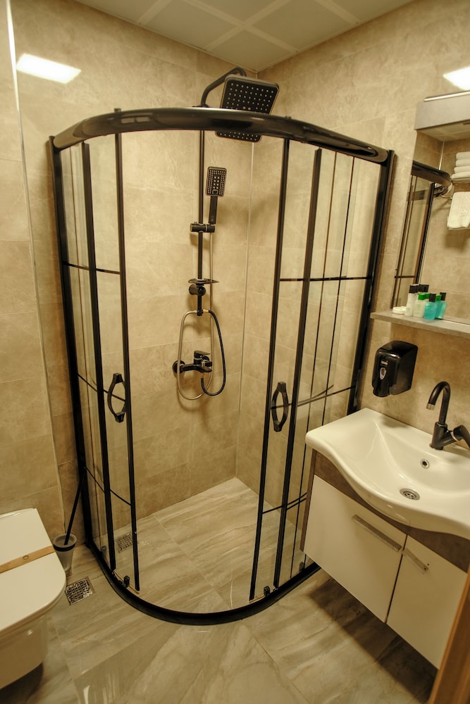 Rhisos Hotel Rezervasyon