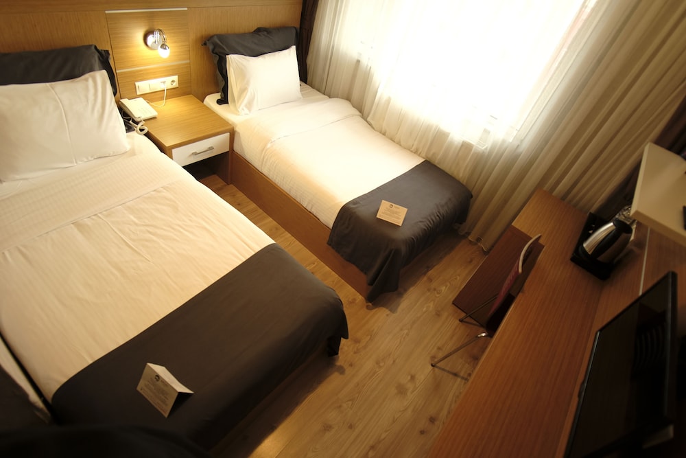 Rhisos Hotel Rezervasyon