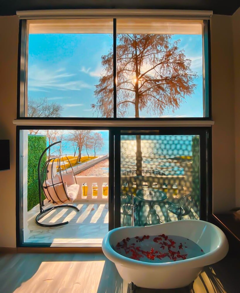 Del Lago Luxury Hotel By Saraçoğlu Rezervasyon