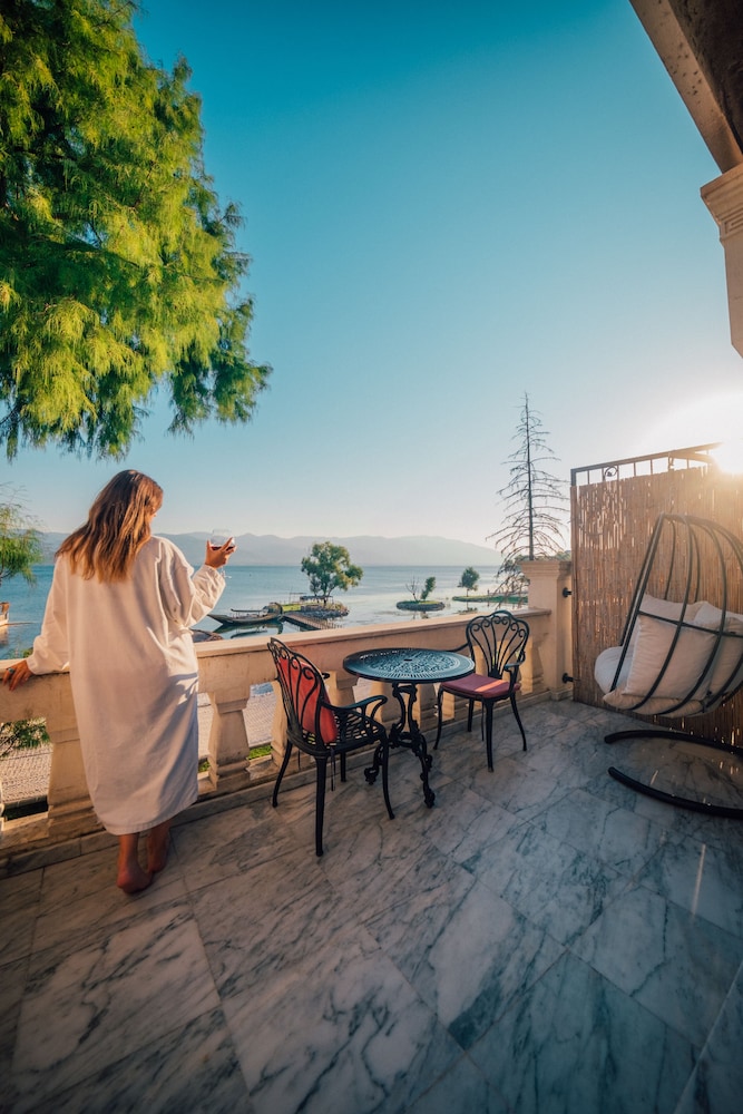 Del Lago Luxury Hotel By Saraçoğlu Rezervasyon