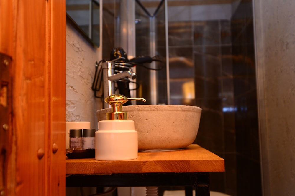 Tlos Butik Otel Rezervasyon