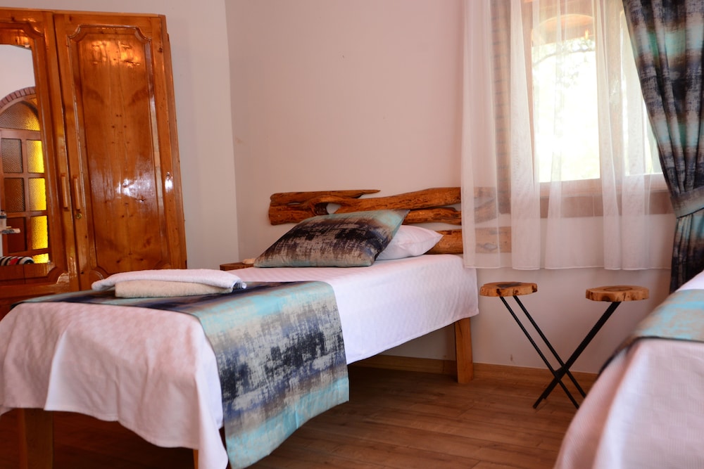 Tlos Butik Otel Rezervasyon