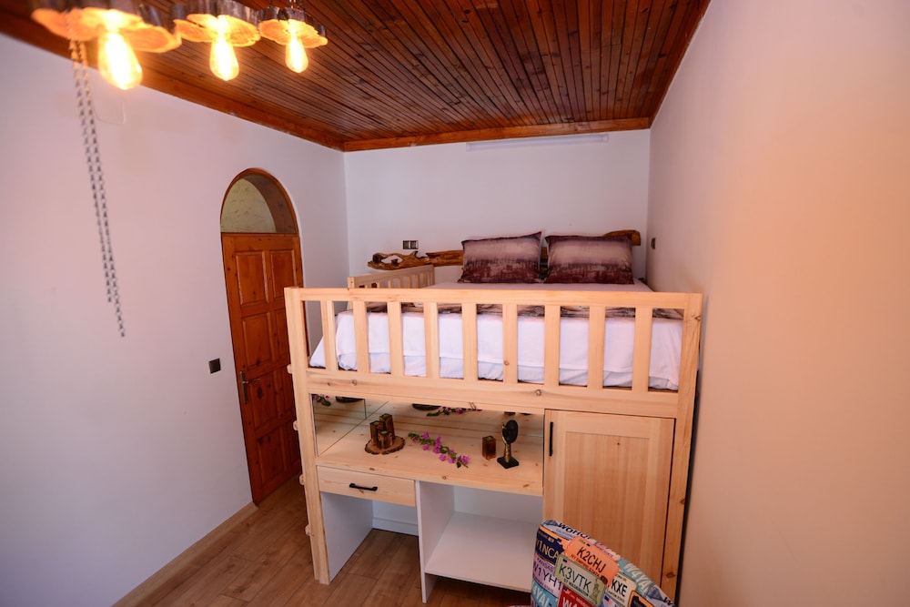 Tlos Butik Otel Rezervasyon