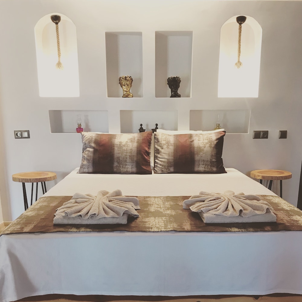 Tlos Butik Otel Rezervasyon