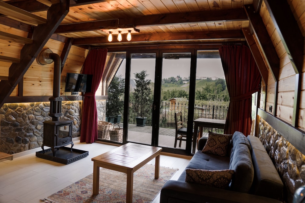 Mcora Tatil Köyü Rezervasyon