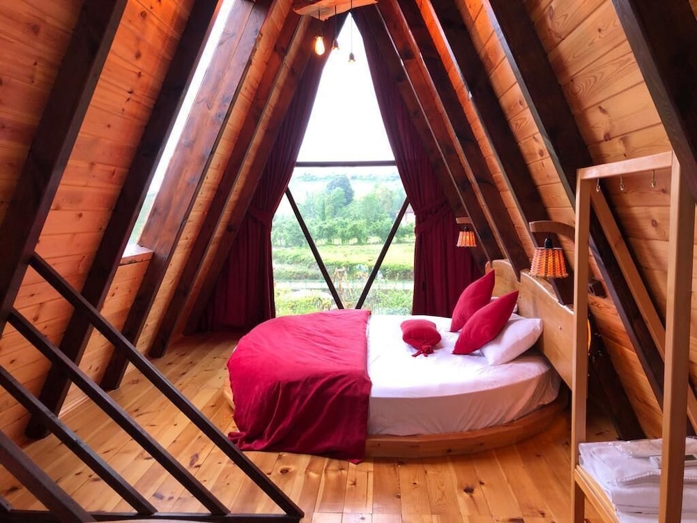 Mcora Tatil Köyü Rezervasyon