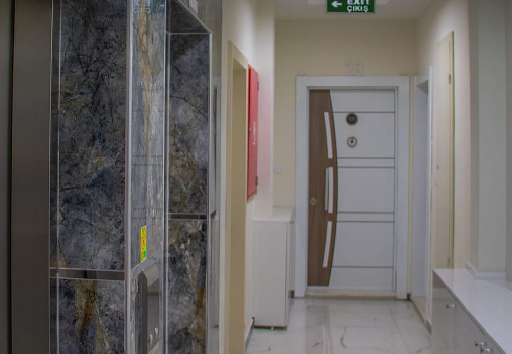 Tower 352 House Rezervasyon