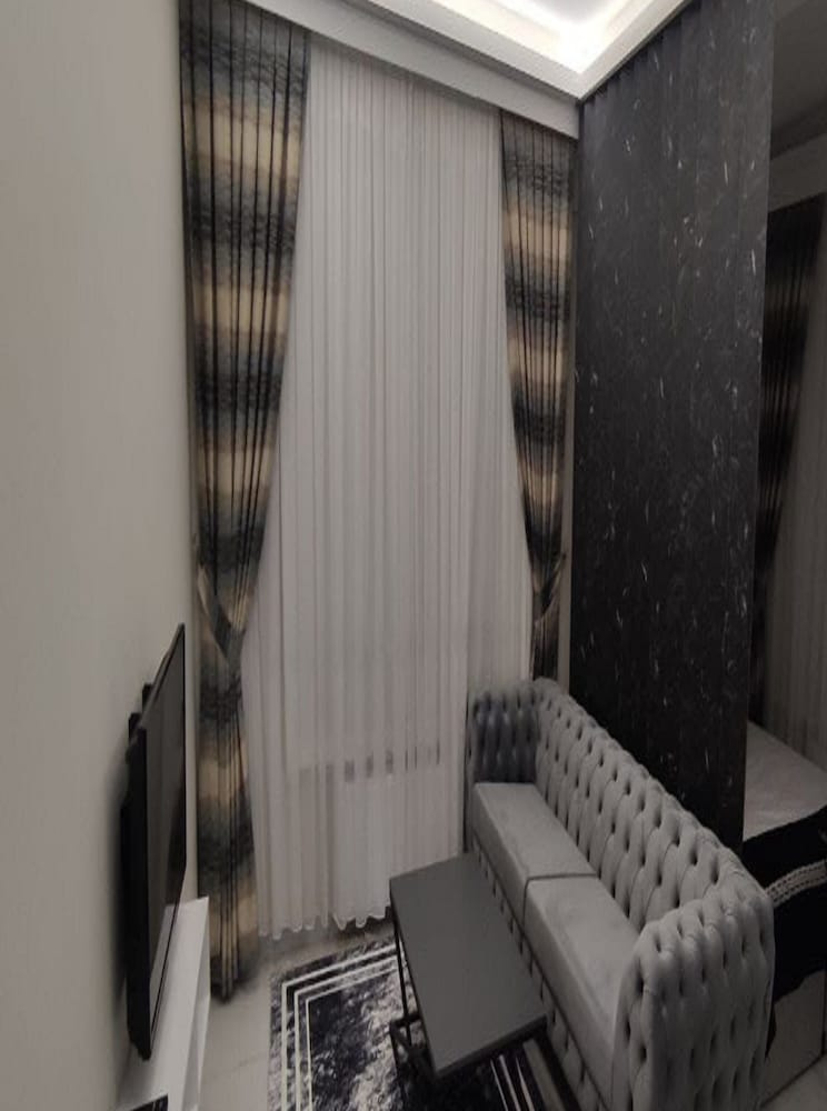 Tower 352 House Rezervasyon