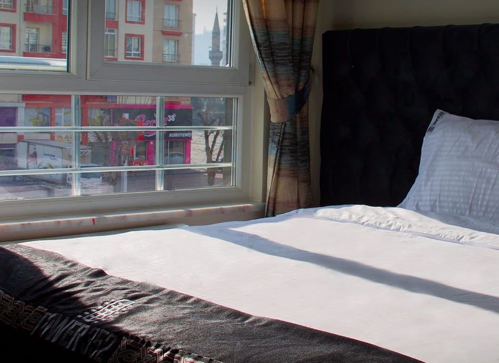 Tower 352 House Rezervasyon