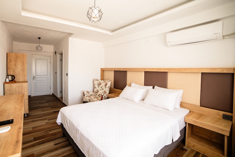 Estia Hotel Rezervasyon