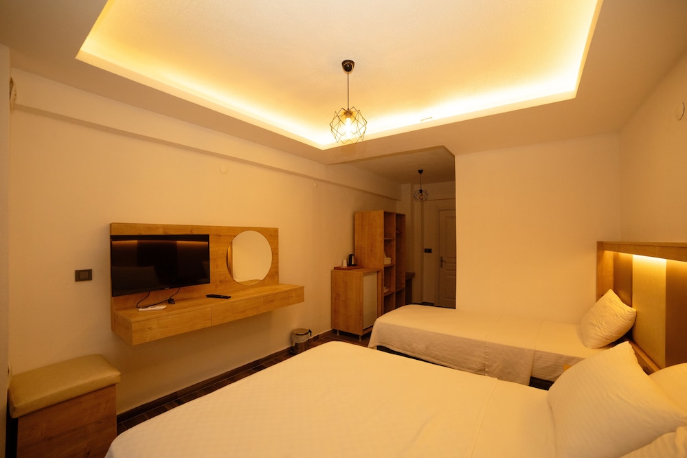 Estia Hotel Rezervasyon