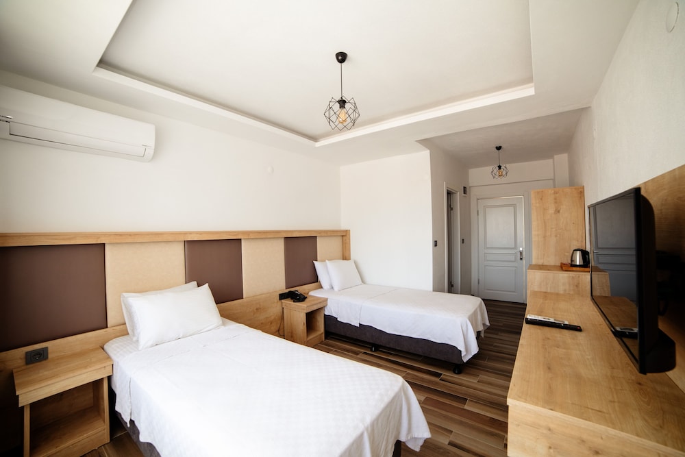 Estia Hotel Rezervasyon