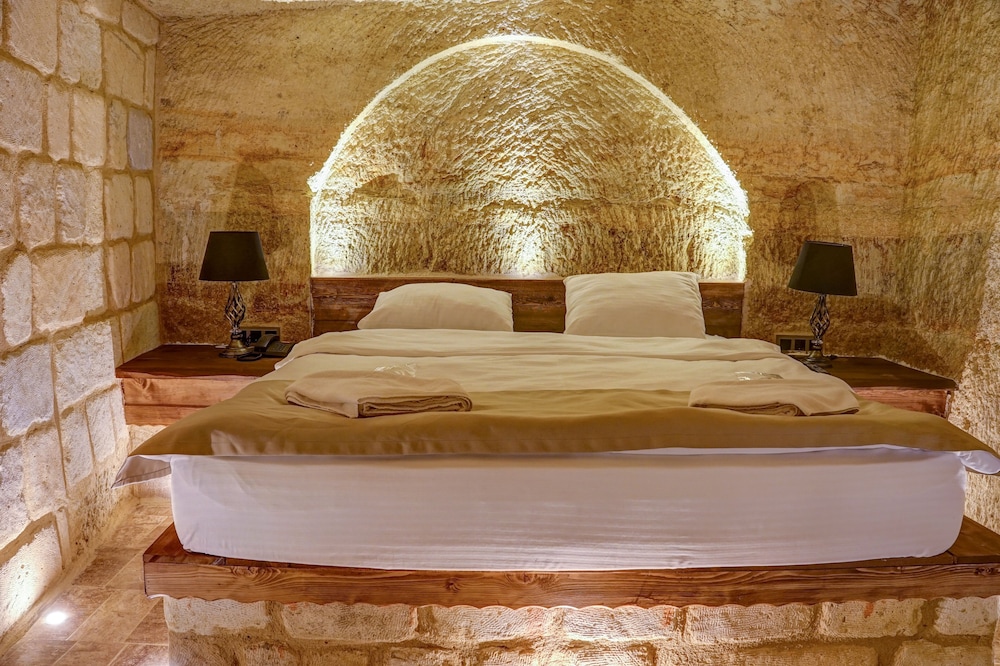Dionysos Cave Cappadocia Hotel Rezervasyon